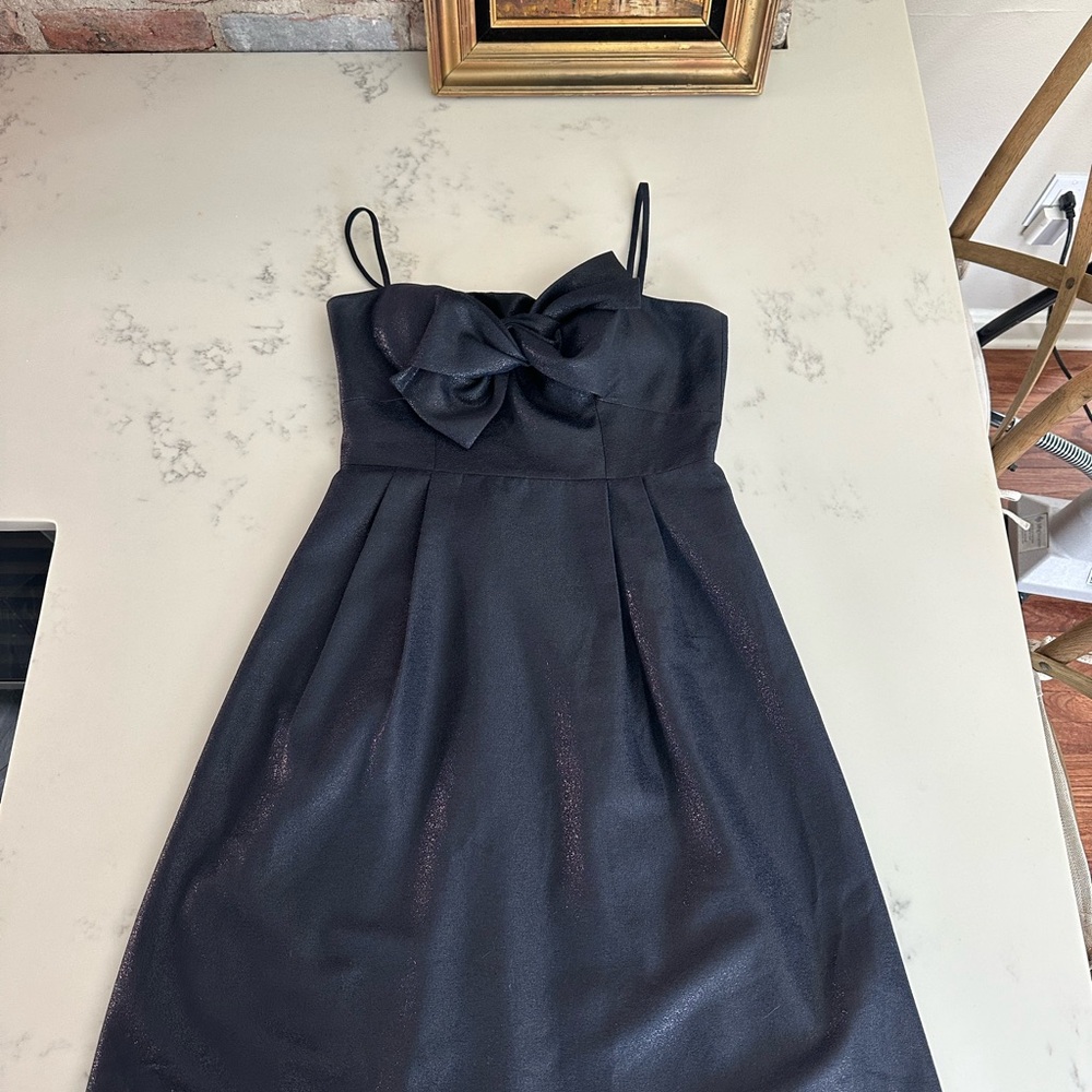 Gal Meets Glam Elegant Blue Shimmer Dress with Bow Detail Size 10